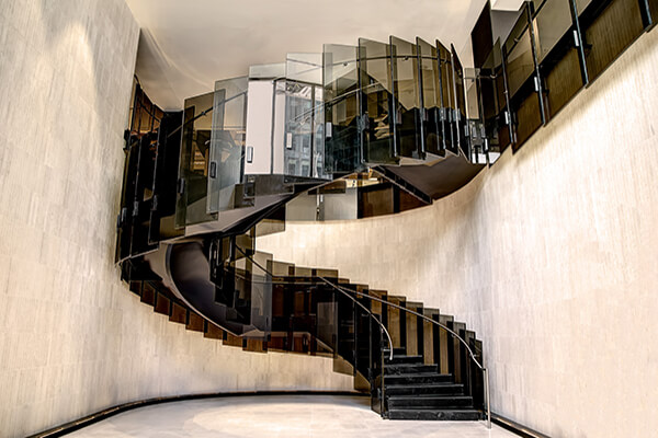 Escalier du Reine Elizabeth